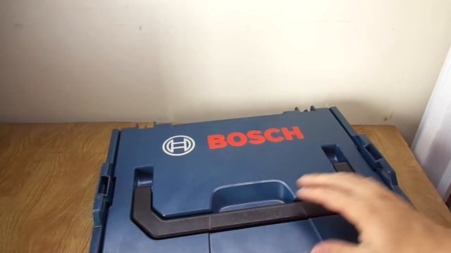 Uma maleta diferente: Bosch L-Boxx смотреть онлайн