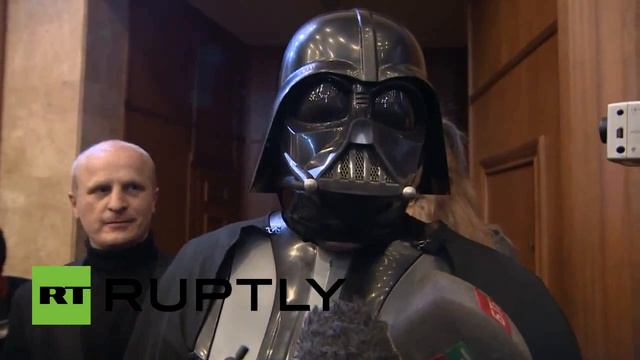 Дарт Вейдер Мои клоны ходили по Украине и собирали деньги на выдвижение меня в президенты! смотреть онлайн