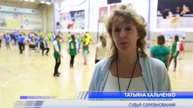 Реакция, физическая подготовка и сила подачи -- соревнования по волейболу на приз Главы смотреть онлайн