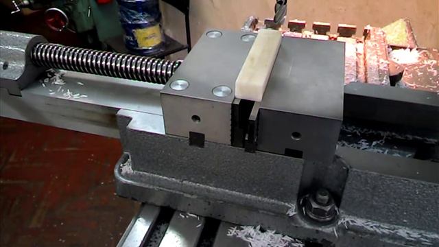 Уроки фрезерования, добиваемся высокой параллельности смотреть онлайн