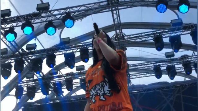 Juju Live auf dem Fritz Festival mit Vermissen ♦️ смотреть онлайн