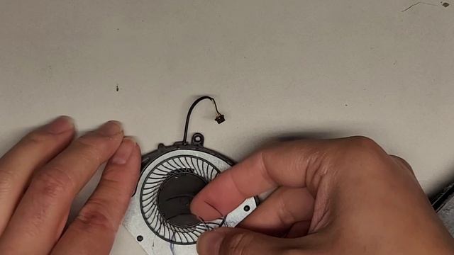 Lenovo Yoga 720-12IKB 720 12IKB Disassembly SSD Hard Drive Upgrade Battery Fan Replacement Repair смотреть онлайн