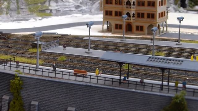 #44 Neues aus Wendelstein Bahnhof, Stadt, Strassen und der National Express смотреть онлайн