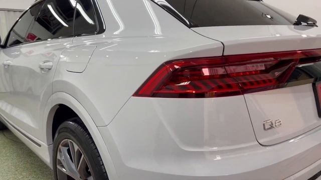 Audi Q8 2023 Sline смотреть онлайн