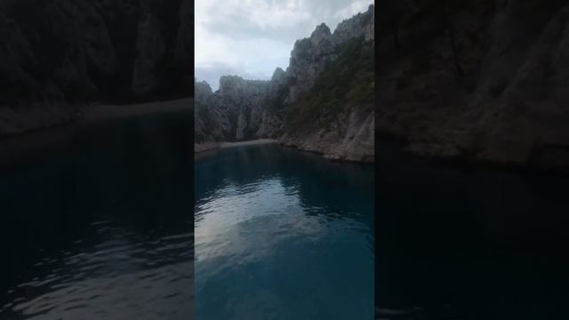 Natural Wonders Calanques National Park, France #shorts смотреть онлайн