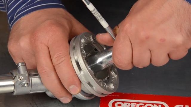 Триммерная головка Oregon 110980 алюминиевая с фиксированной леской смотреть онлайн