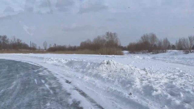 Зимний дрифт. Столкновение двух Жигулей. Полный контакт смотреть онлайн