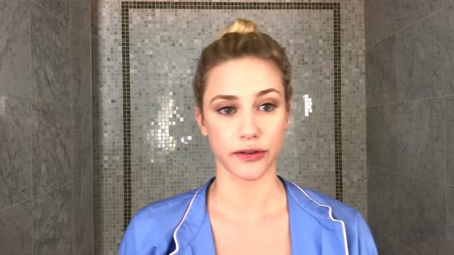 Riverdale Star Lili Reinhart's Guide to Fresh-Faced Makeup | Beauty Secrets | Vogue смотреть онлайн