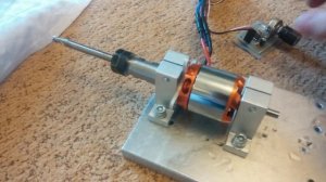 CNC #1 Самодельный шпиндель из модельного двигателя!