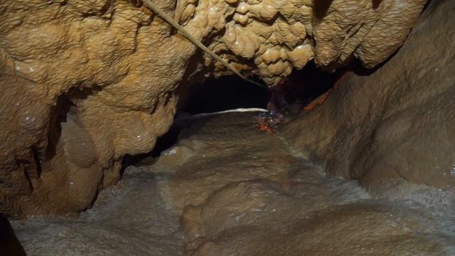 Caving Claustrophobia Kill or Cure II смотреть онлайн
