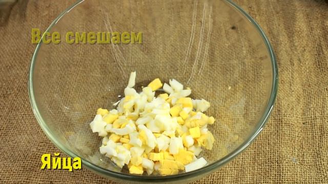 Отличный рецепт салата из КРАБОВЫХ ПАЛОЧЕК, который можно готовить всю зиму. смотреть онлайн