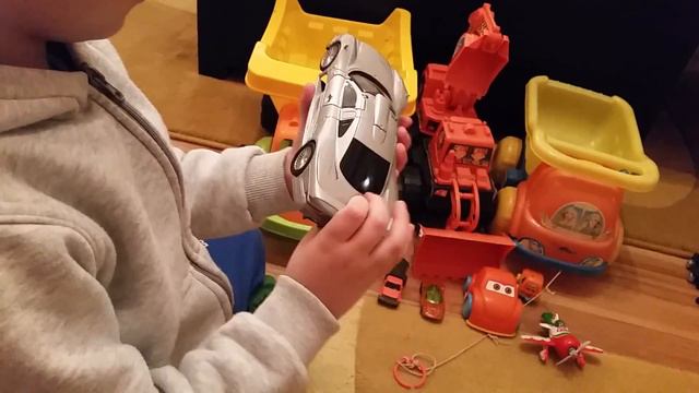 WOW! ALL CARS ARE ARRANGED :) Part 2 color by color - Renge göre tüm arabalar düzenliyor.. смотреть онлайн