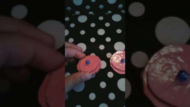 Кухонные принадлежности - сковородка и кастрюля. смотреть онлайн