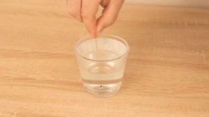 Удалите воск со стакана с помощью ПРОСТОГО трюка ? (ГЕНИАЛЬНО) ?