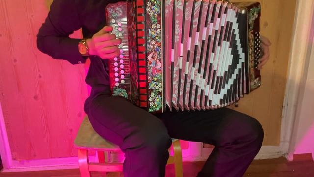 Гармонь Барыня До мажор!!! Шикарный звук четырёхголосная. 89102328922 смотреть онлайн
