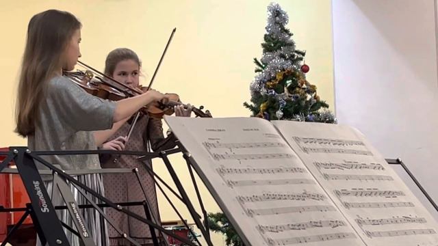 Фролова. Шутка- сувенир’’. Исп. Милютина Вика и Любимова Соня.