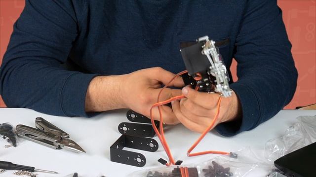 Манипулятор на Arduino - КАК СДЕЛАТЬ? смотреть онлайн
