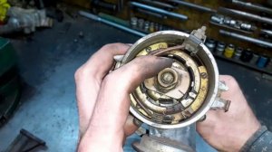 Установка привода трамблёра ЗМЗ- 402 Выставляем привод трамблера (распределителя зажигания)