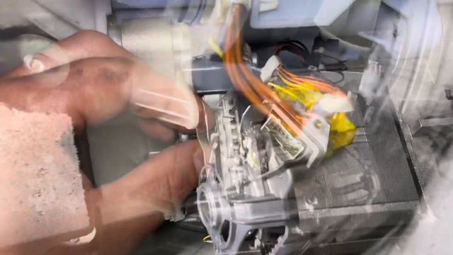 Siemens ошибка E43 Как убрать ошибку у стиральной машины смотреть онлайн