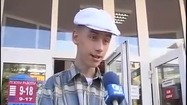 День флага РФ! Красный - красивый,белый - элегантность,а синий - свежесть смотреть онлайн