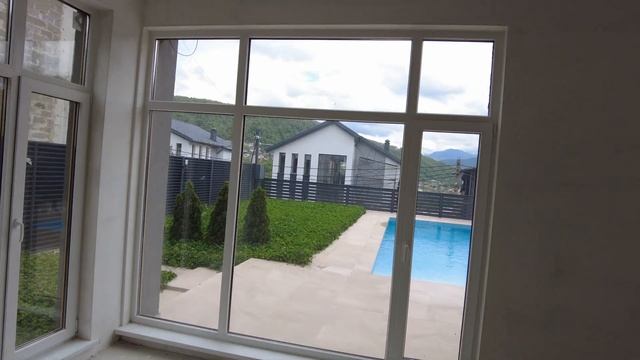 Продам дом в Сочи . 160+60кв.м. 5 сотки. Бассейн , гараж, баня. смотреть онлайн