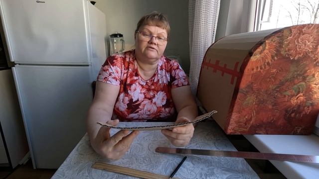 Рукоделие из картонной бумаги.Крышка-футляр для швейной машинки. смотреть онлайн