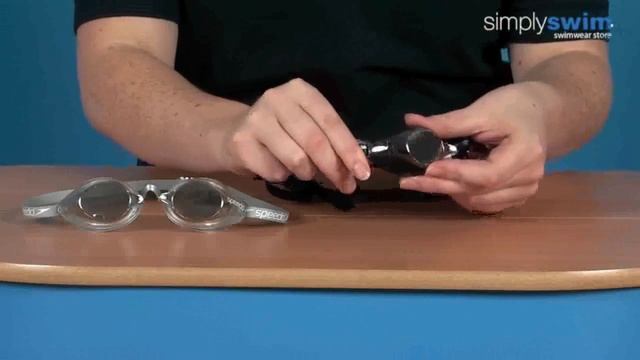 Speedo Speedsocket Mirror Goggles - www.simplyswim.com смотреть онлайн