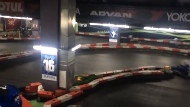 Картинг-центр RRT-Kart, заезд от 28.04.2015 смотреть онлайн