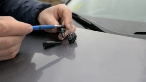 Outlander XL 2006-2012. Замена форсунок омывателя на аналог. Как снять форсунки омывателя.