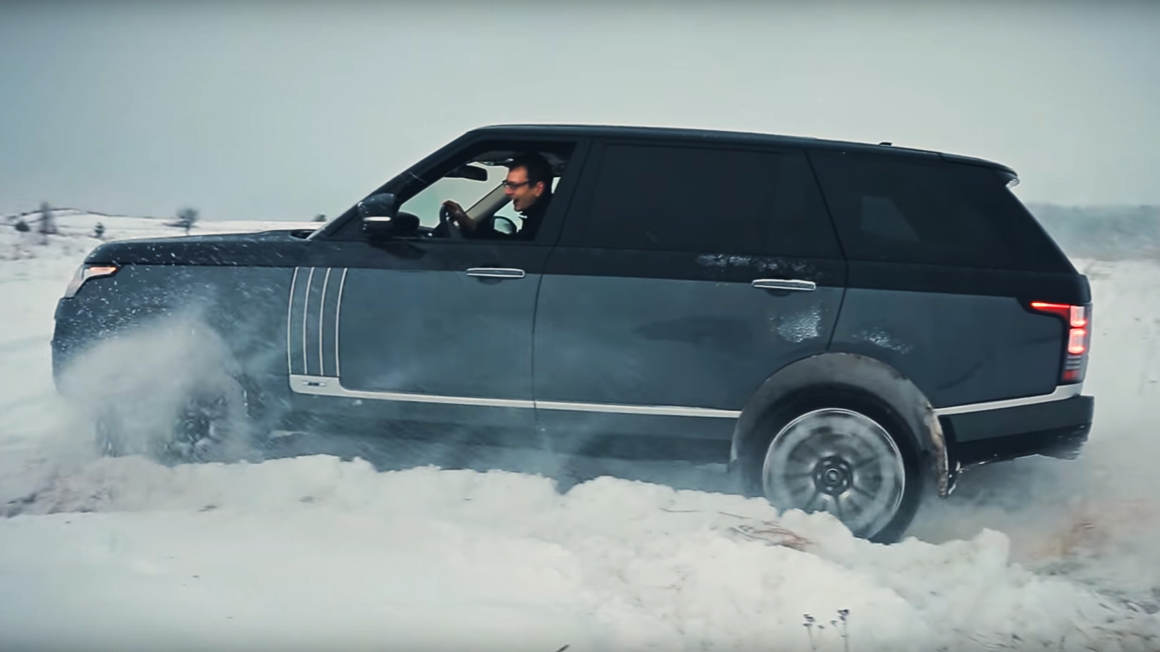 Универсальная роскошь. Range Rover SVAutobiography смотреть онлайн