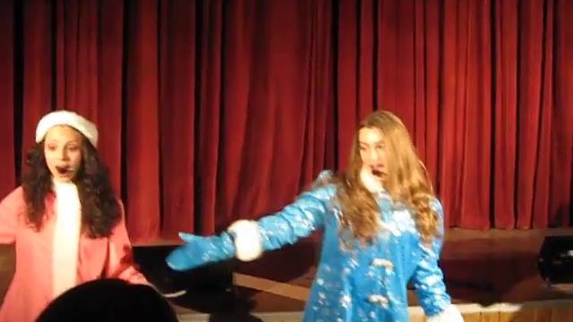 Новогодняя песня Снегурочки и ее подружек.... смотреть онлайн