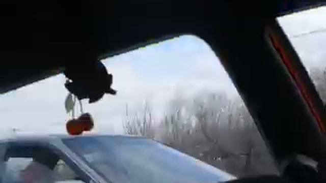92 Civic HB Ls Swap Vs. 94 Honda Accord Ex смотреть онлайн