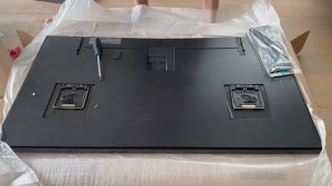 2022 50"Samsung The frame unboxing and wall mounting