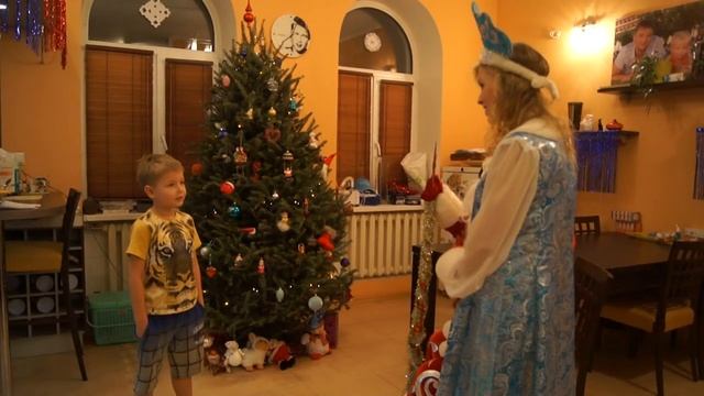 Стих про Снегурочку смотреть онлайн