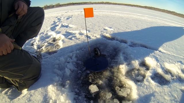Зимняя рыбалка. Яузское водохранилище. смотреть онлайн