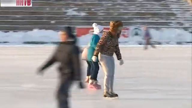 Катания на коньках на стадионе "Труд" смотреть онлайн