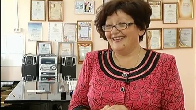 Участница "Яркого Я!" продолжает артистическую карьеру смотреть онлайн