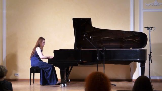 Л.Бетховен - 10 вариаций на тему из оперы А.Сальери 'Фальстаф' (Д.Смирнова) смотреть онлайн