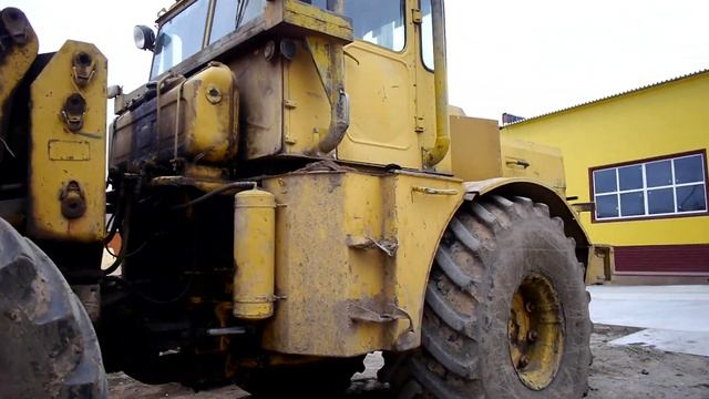 Привезли погрузчик Кировец К-701 ФЕРМЕР из Атнинского района от Айрата смотреть онлайн