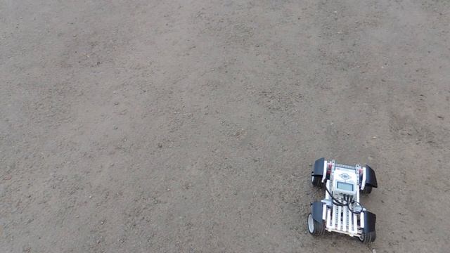 Вроде едет, а вроде нет! Машинка из Lego с поворотом передних колёс! смотреть онлайн