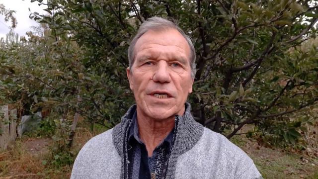 КОМУ И ЧТО Я ДОЛЖЕН смотреть онлайн