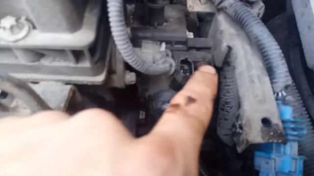 ЗАМЕНА ТЕРМОСТАТА CHEVROLET CRUZE 1.8/замена термостата на шевроле круз своими руками 1.8