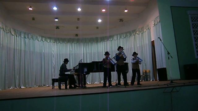 Інструментальний ансамбль "Дело в шляпе". Дж.Гершвин "Хлопай в такт"( Викл. Федотова Т.В) смотреть онлайн