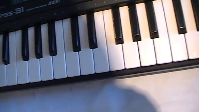 YAMAHA PSS-31 смотреть онлайн