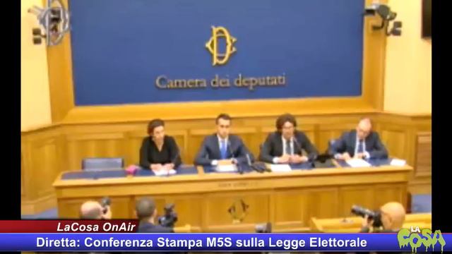 Legge Elettorale - Intervento di Danilo Toninelli - Conferenza Stampa смотреть онлайн