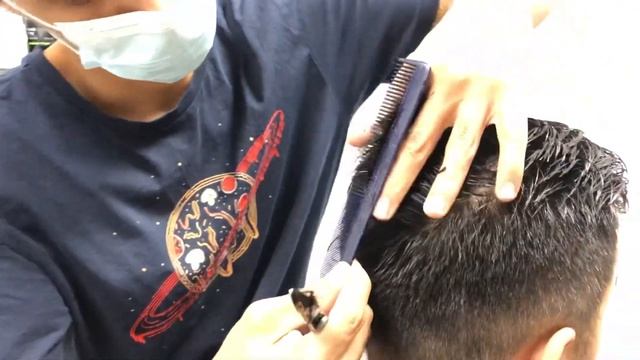 ?ASMR САМОЙ ПОПУЛЯРНОЙ МУЖСКОЙ СТРИЖКИ 2022 года. смотреть онлайн