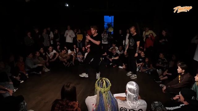 Чизас vs Дэнчик || 1/4 boys Beginners 1x1|| Пионер Battle vol.2 смотреть онлайн