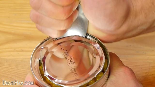 How to Open a Can in an Emergency - Life Hack смотреть онлайн