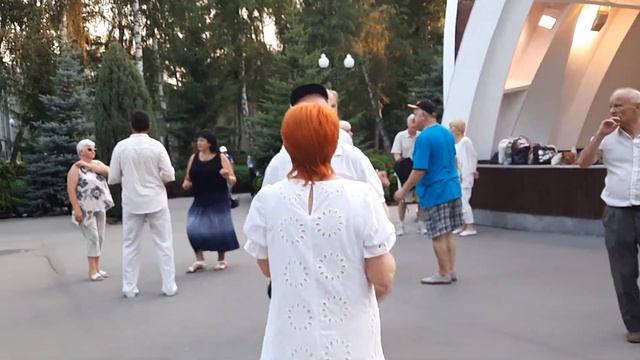ЛЮБИ И ЛЕТАЙ,ЦВЕТЫ СОБИРАЙ,МАЙЯ. смотреть онлайн