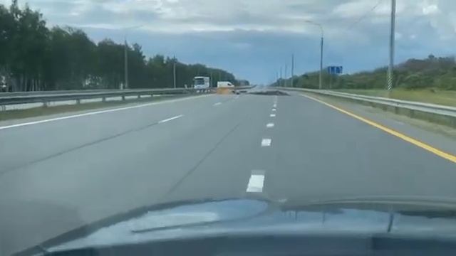 Так сейчас выглядит платный участок дороги М-4 «Дон» около города Ефремова смотреть онлайн